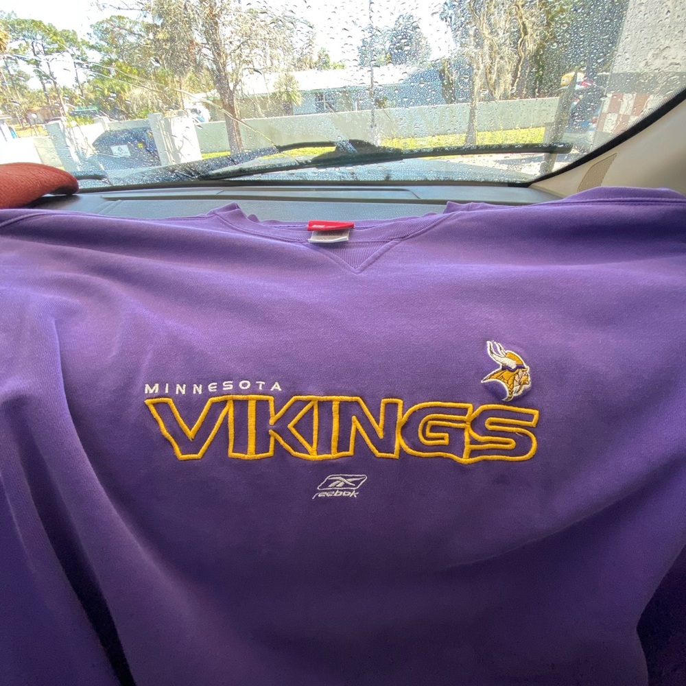 Vintage Reebok Vikings crew neck (great condition)